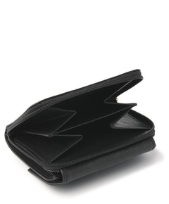 28179black_4
