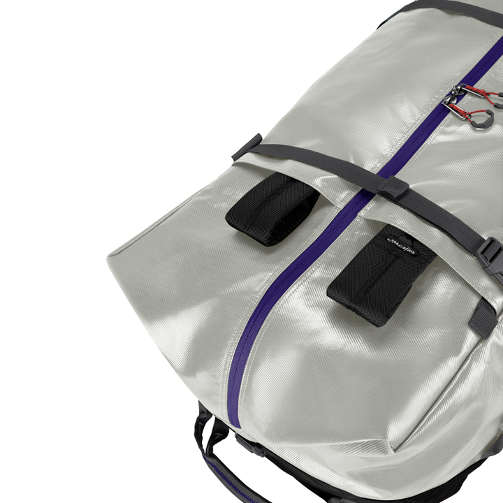 Eagle Creek Migrate Wheeled Duffel 130L silver