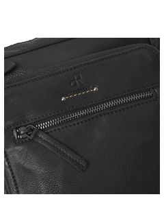 932680-black_4