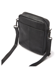 933575-black_2