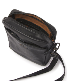 933575-black_4