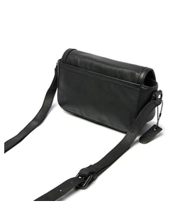 933723black_3