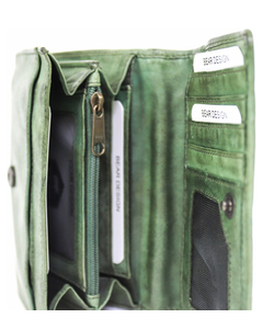 cl15572-green_5