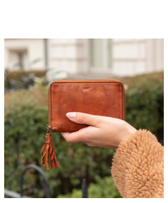 cl18367-cognac_2