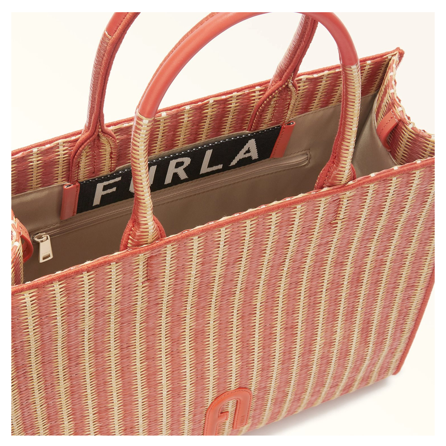 wb00255bx04721573s1007_6