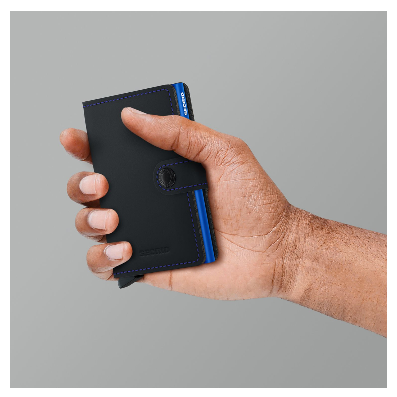 mm-black-blue_2