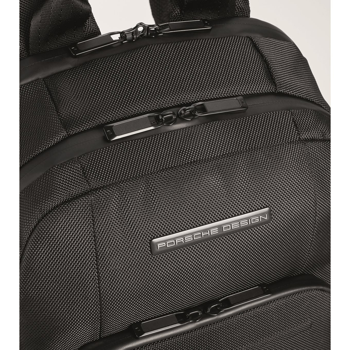 porsche-design-roadster-pro-backpack-m1-black