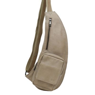 Bear Design Han Crossbody feather