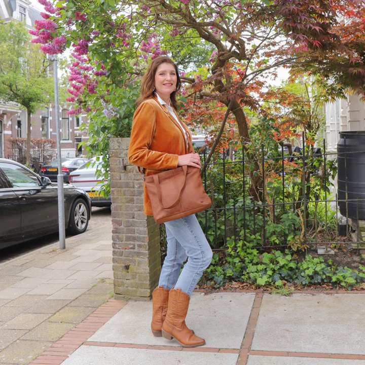 cp-2150-cognac_2