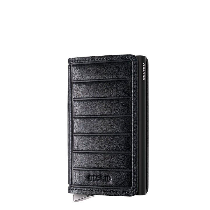 sel-black-2_1