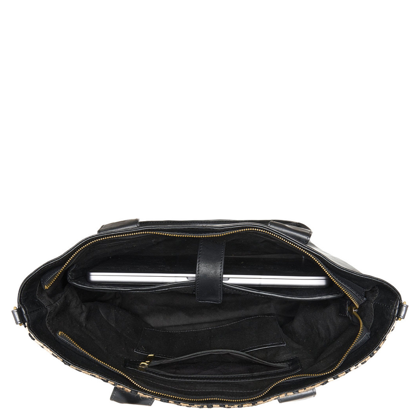 202614-black_5