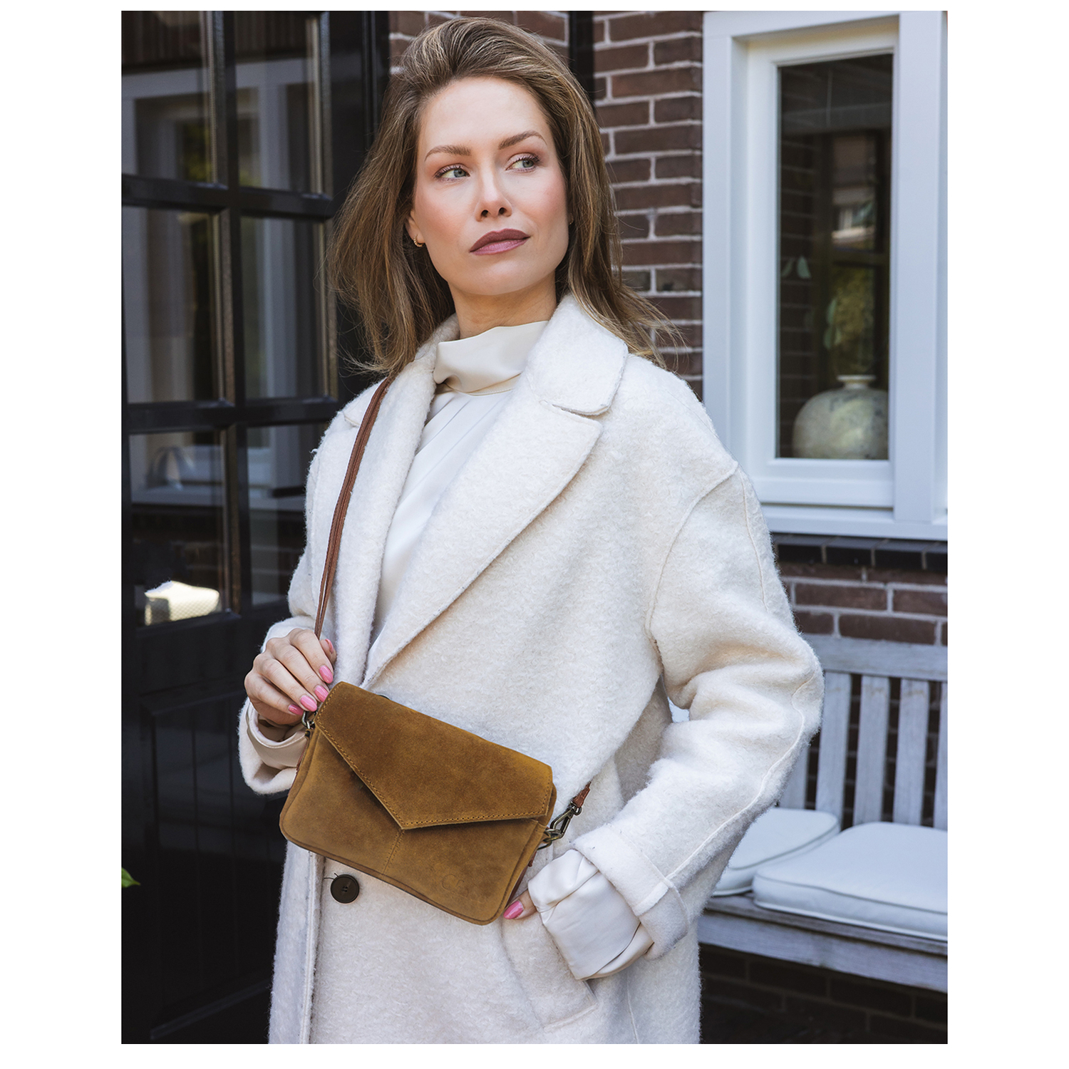 202641-light-cognac_2