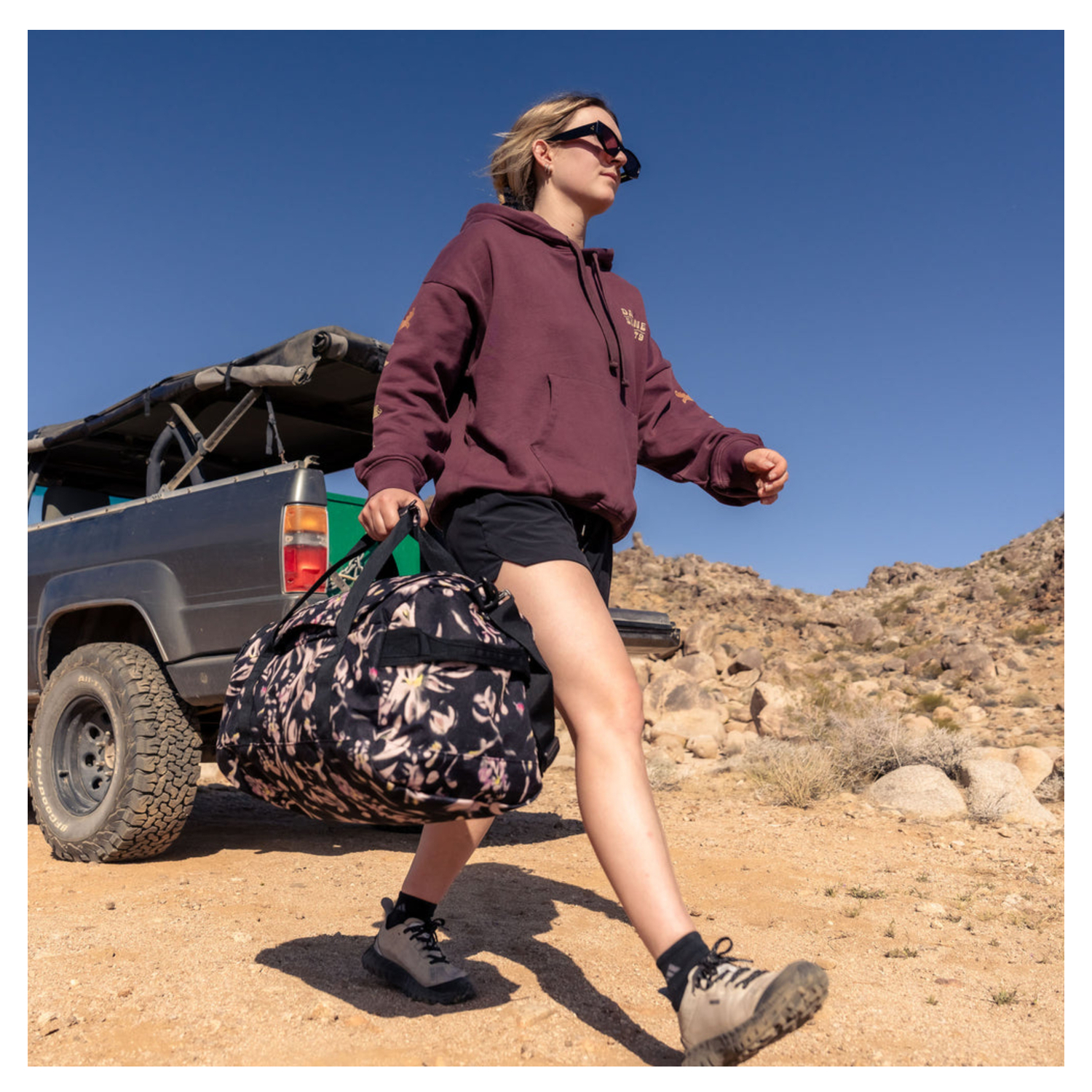 10004494midnightblooms_5