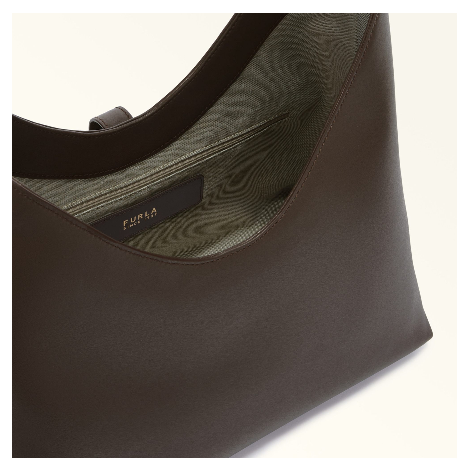 wb01499bx31042460s1007_7