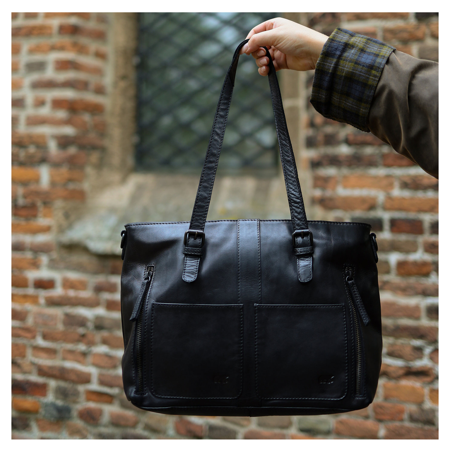 cl-41487b-black_2
