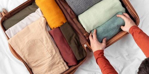 Koffer packen: 12 Tipps & Packliste für stressfreies Reisen