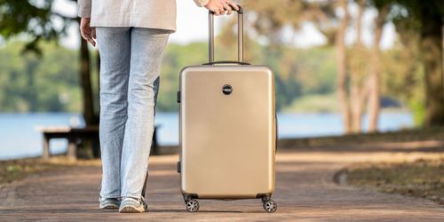 De beste goedkope trolleys voor korte reizen